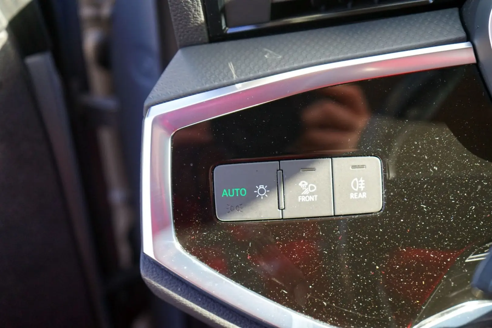 Q3 40 TFSI qu. advanced 18Z  VC APP LED Navi