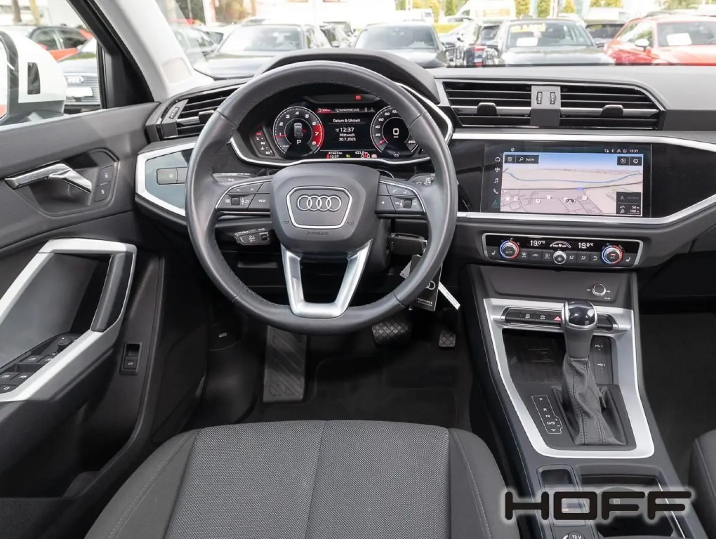 Q3 40 TFSI quattro Navi 18 Zoll Privacy Sound