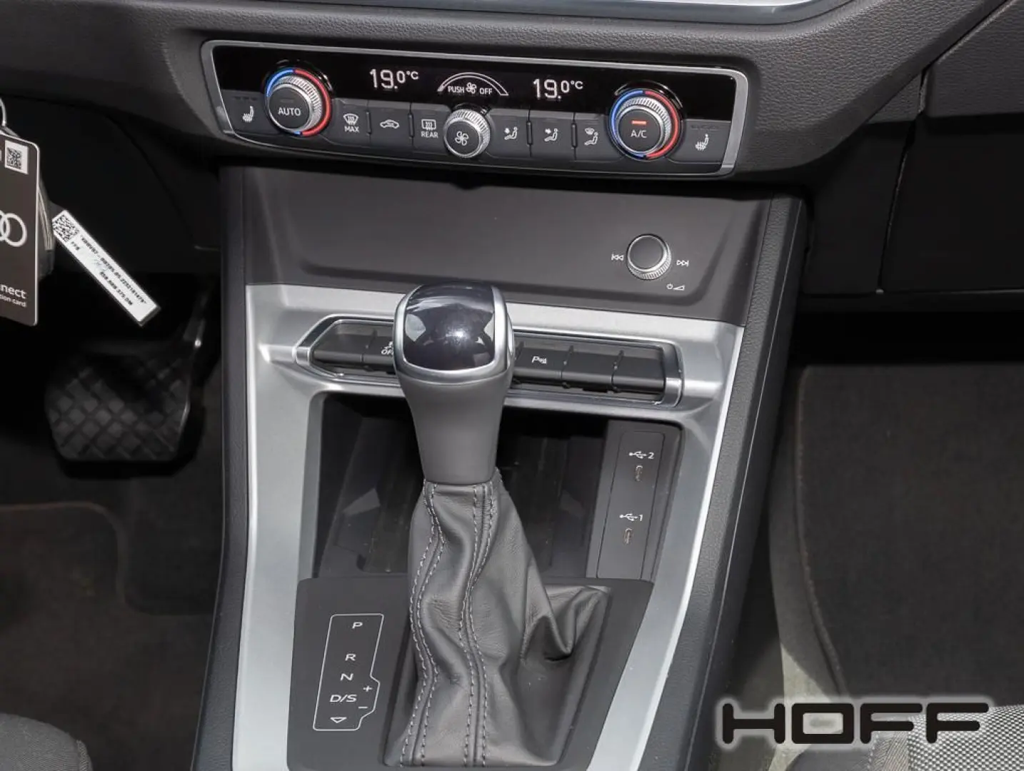 Q3 40 TFSI quattro Navi 18 Zoll Privacy Sound