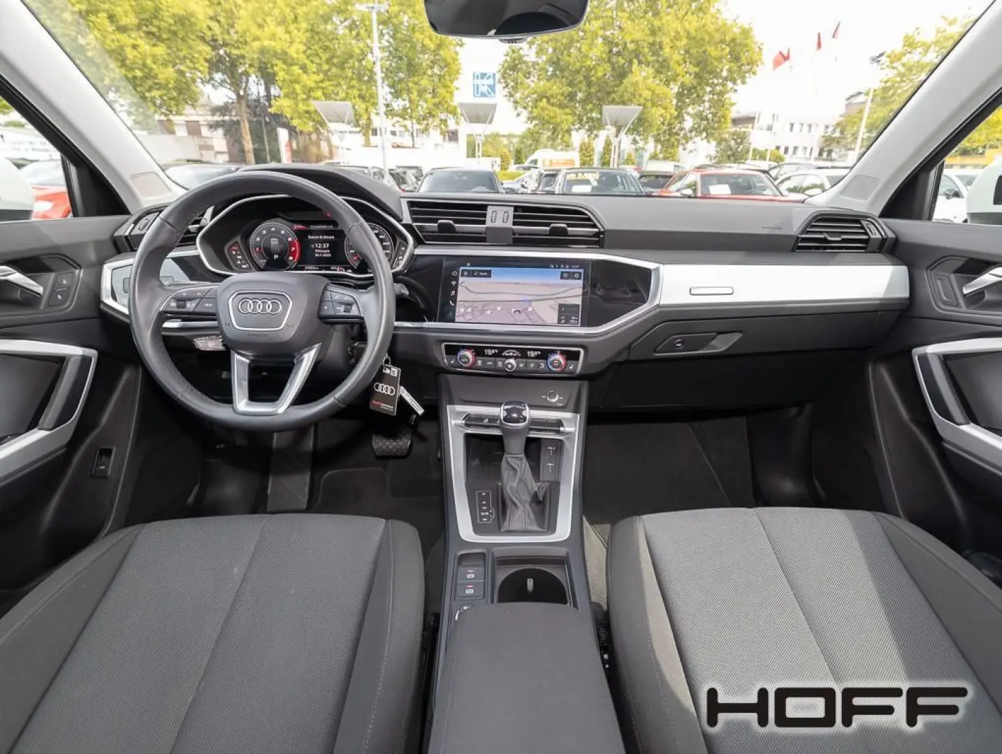 Q3 40 TFSI quattro Navi 18 Zoll Privacy Sound