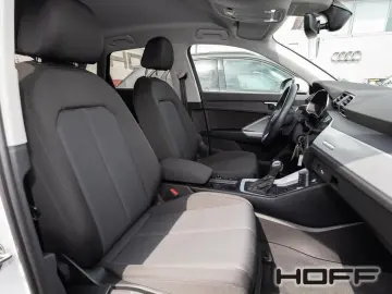 Q3 40 TFSI quattro Navi 18 Zoll Privacy Sound