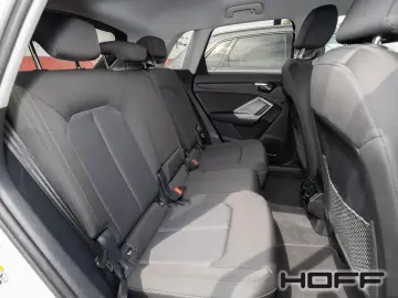 Q3 40 TFSI quattro Navi 18 Zoll Privacy Sound