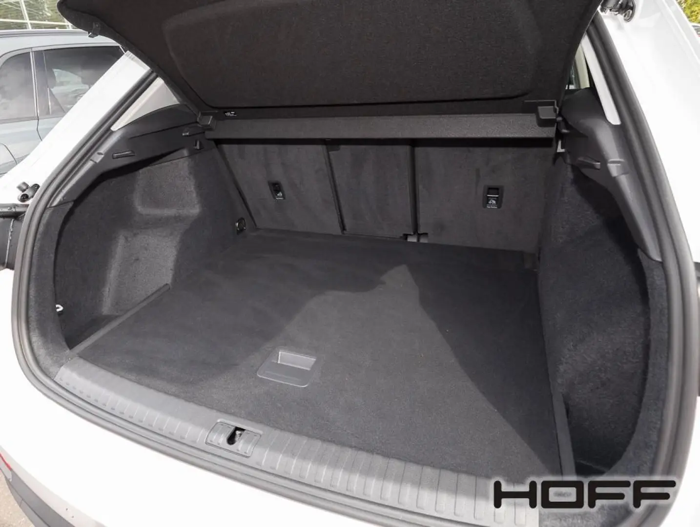 Q3 40 TFSI quattro Navi 18 Zoll Privacy Sound