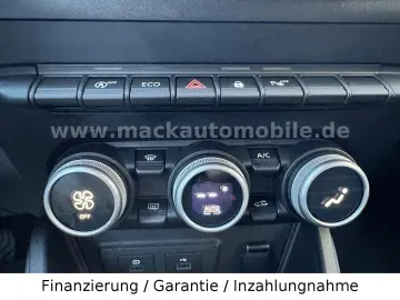 Duster II Journey 1.5  dCi 115 / AHK