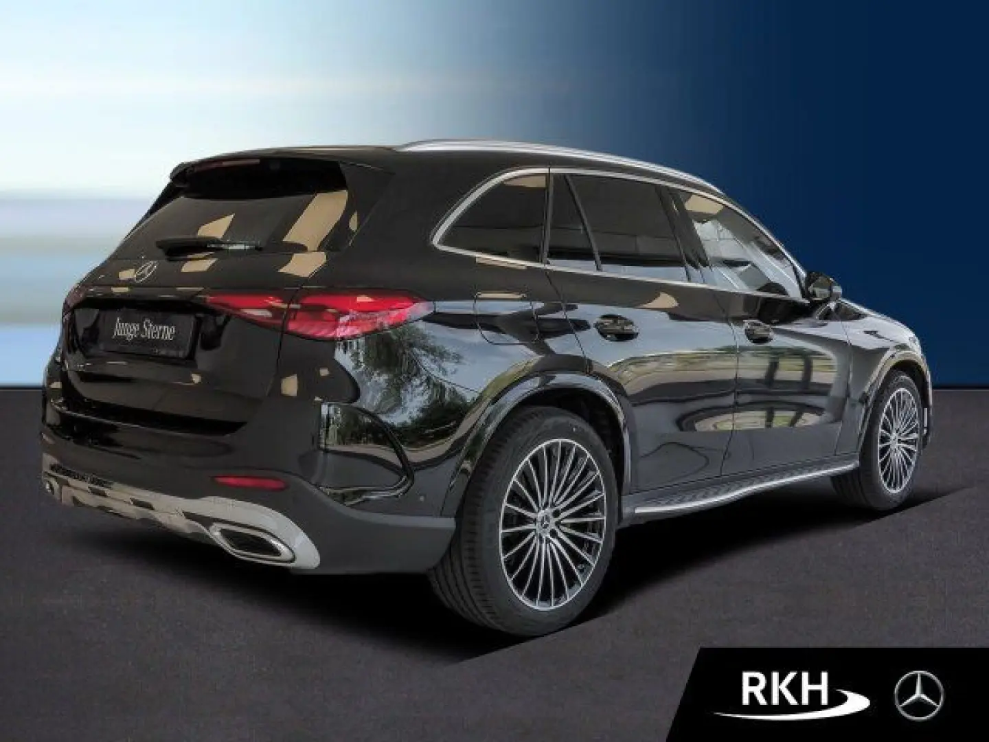 GLC 200 4M AMG Line Pano/Distr./360°/Totw./AHK