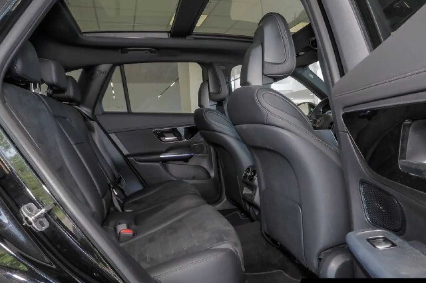 GLC 200 4M AMG Line Pano/Distr./360°/Totw./AHK