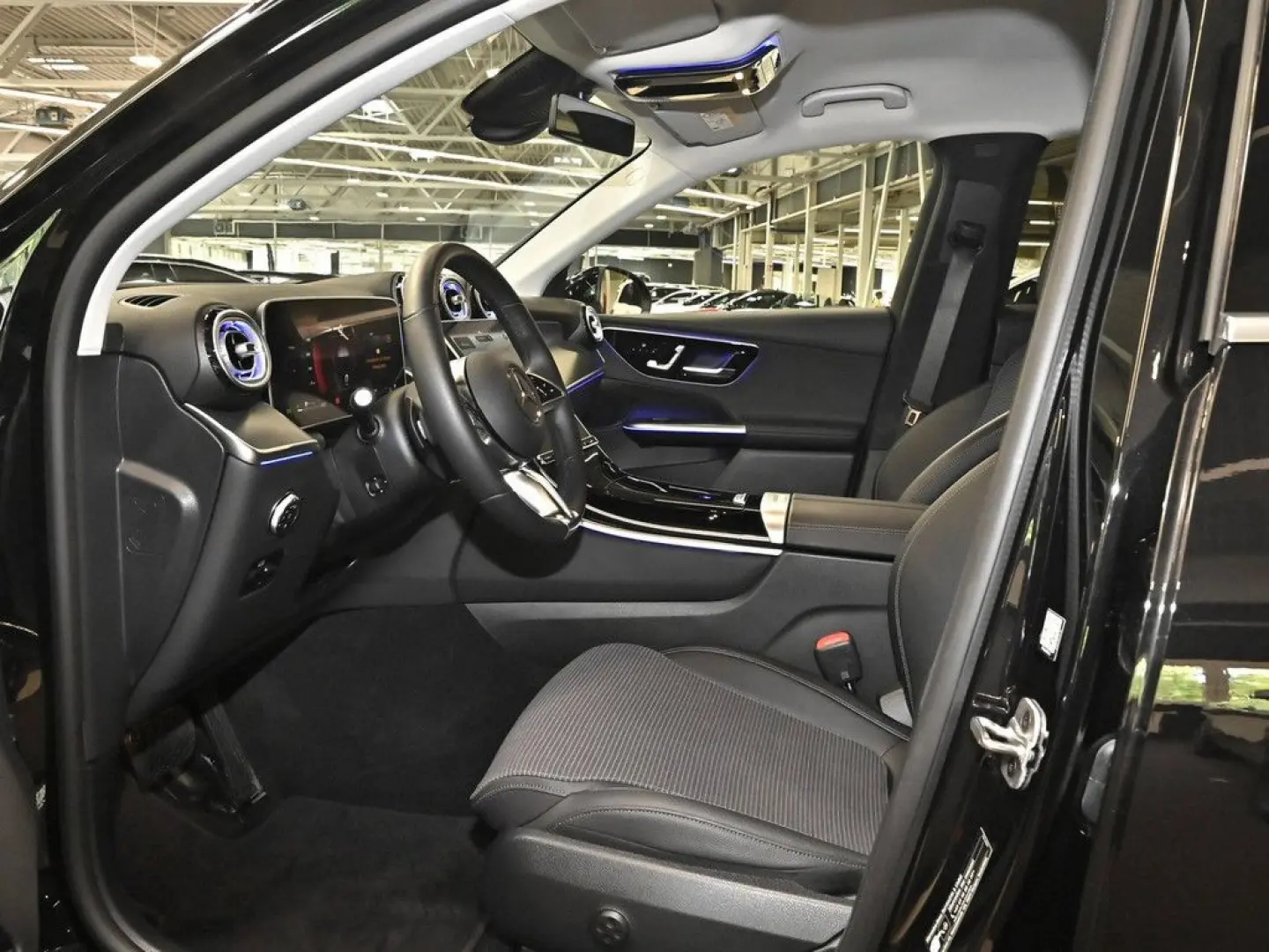 GLC 200 4M Avantgarde Advanced+ LED Navi Kamera