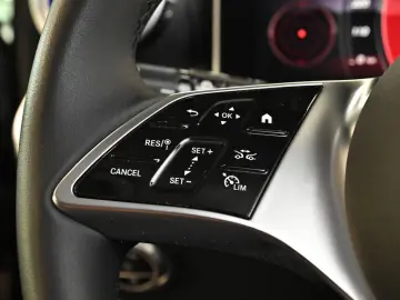 GLC 200 4M Avantgarde Advanced+ LED Navi Kamera