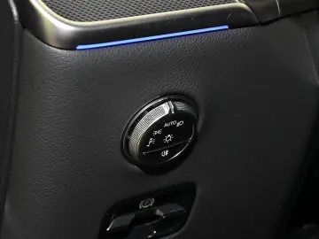 GLC 200 4M Avantgarde Advanced+ LED Navi Kamera