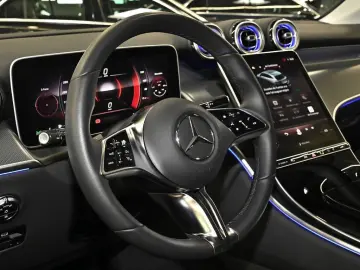 GLC 200 4M Avantgarde Advanced+ LED Navi Kamera