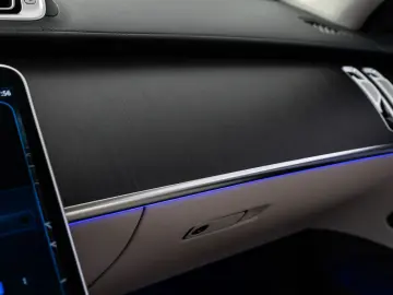 S 580 4Matic L AHK*STD-HZ*PANO*CHAUFFEUR*D-LIGHT