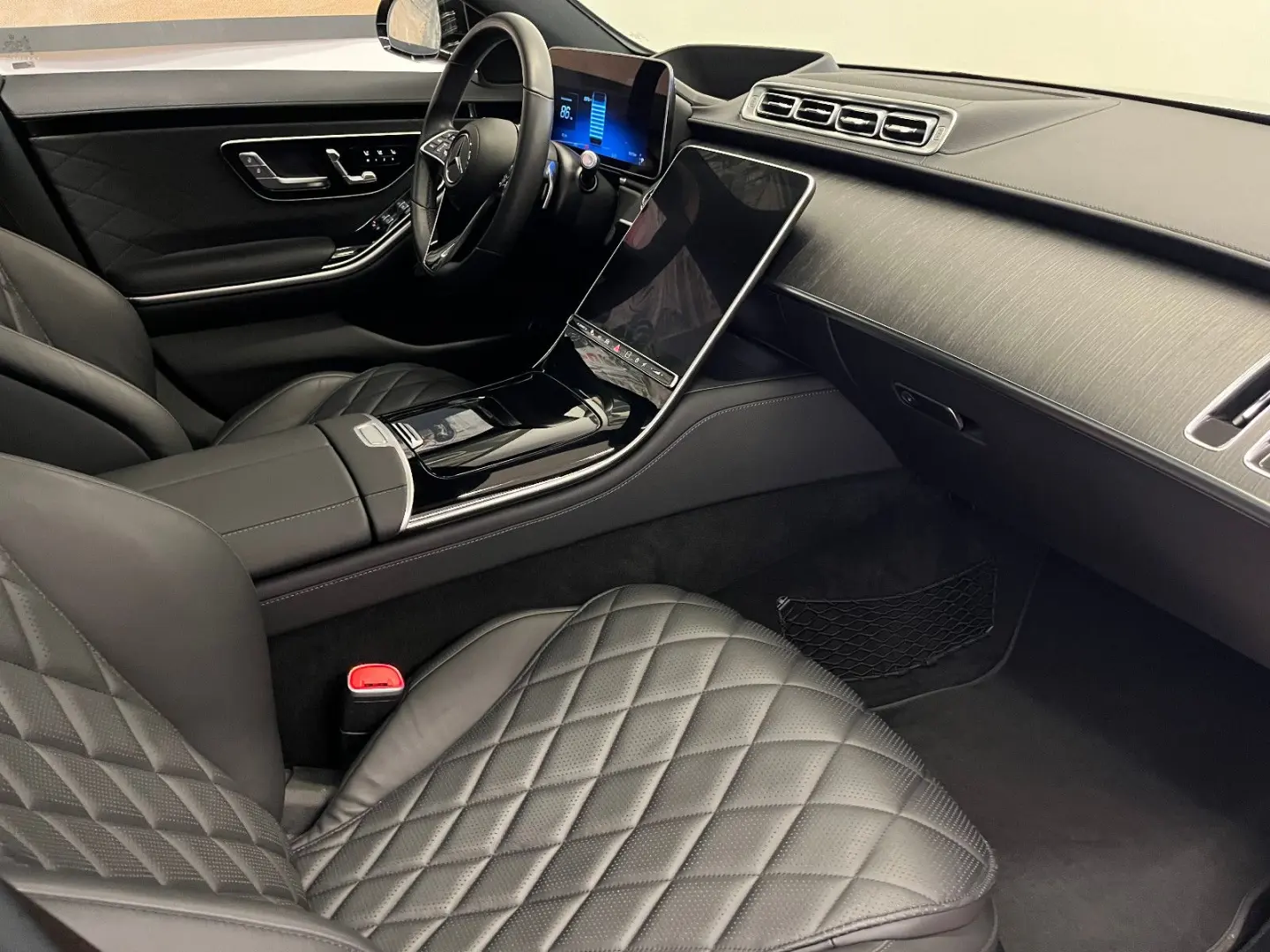 S 580e lang 4x Sitzklima Pano Nappa TV HUD AMG