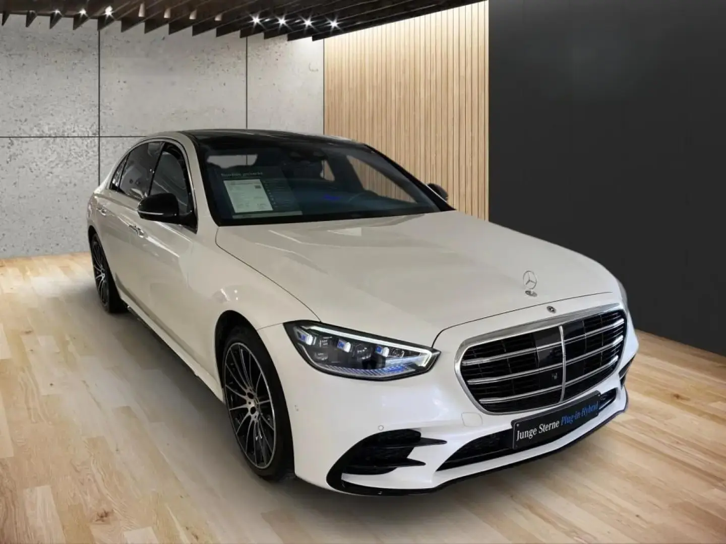 S 580 e Limousine Long AMG NIGHT Multicontour 360