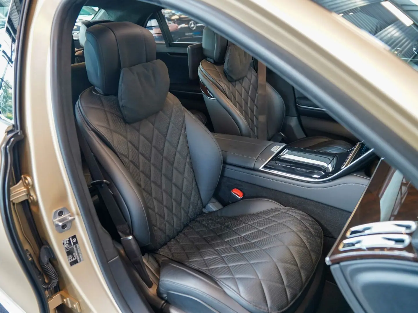 S 580 e lang AMG Line kalaharigold MATT Exklusiv/TV