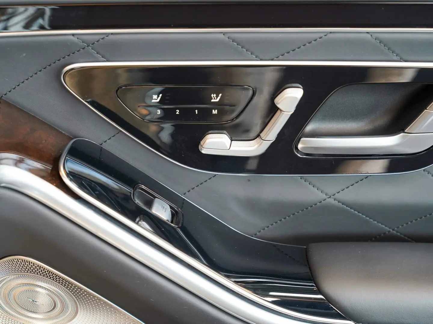 S 580 e lang AMG Line kalaharigold MATT Exklusiv/TV