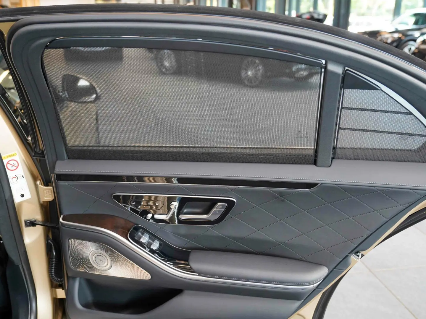S 580 e lang AMG Line kalaharigold MATT Exklusiv/TV
