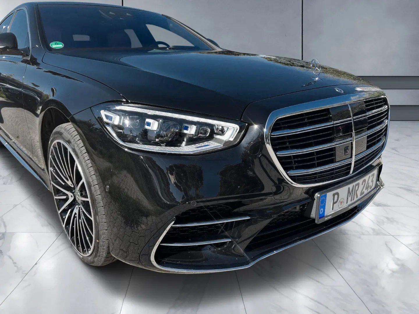 S 580 4M AMG Line Lang FirstClass Pano Distr Bur