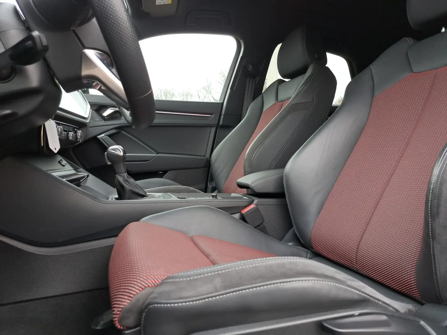 Q3 Sportback S line 45 TFSIe S tronic NAV 19
