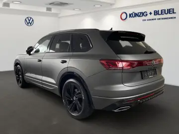 Touareg R-Line 3,0 TDI Nav*Pano*StHzg*Niveau*Dyn