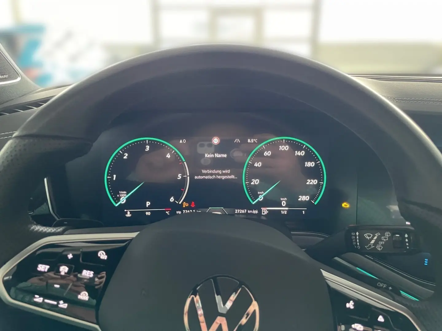 Touareg R-Line 3,0 TDI Nav*Pano*StHzg*Niveau*Dyn