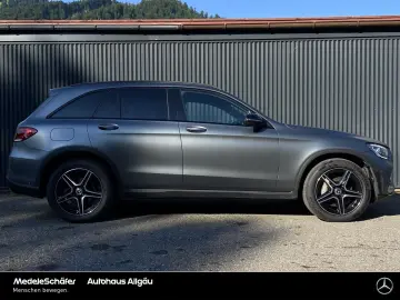 GLC 400 d 4M AMG Night AHK Air LED Kam Memo Ambi