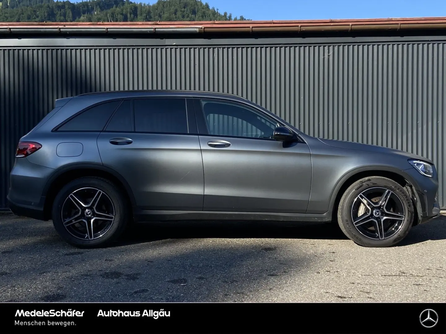 GLC 400 d 4M AMG Night AHK Air LED Kam Memo Ambi