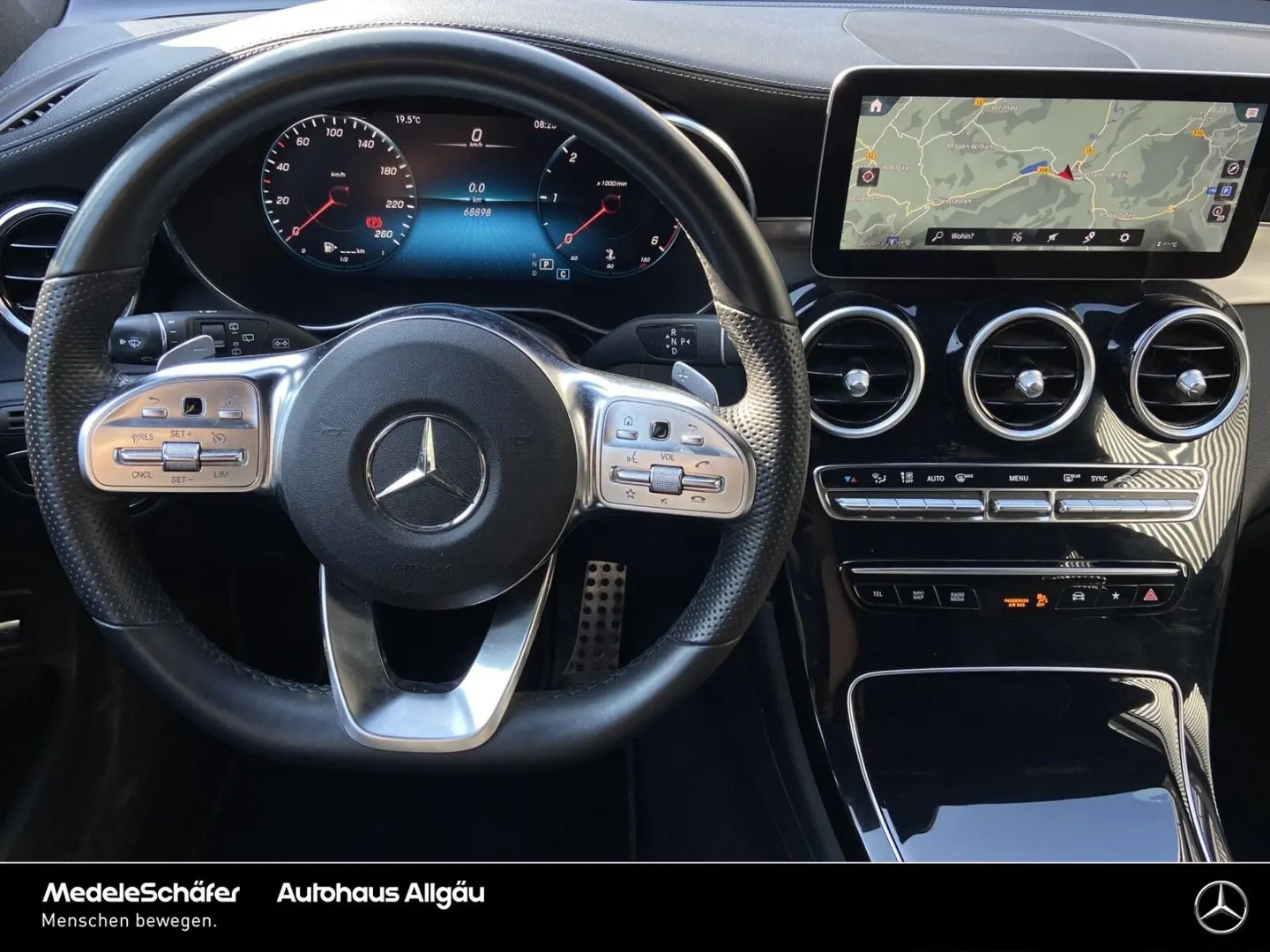 GLC 400 d 4M AMG Night AHK Air LED Kam Memo Ambi