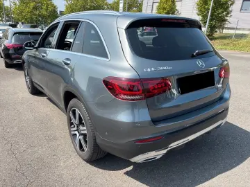GLC300e 4M 360 KEYGO LED CARPLAY NAVI DIGITAL-TA