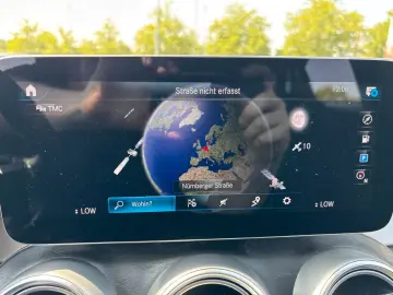 GLC300e 4M 360 KEYGO LED CARPLAY NAVI DIGITAL-TA