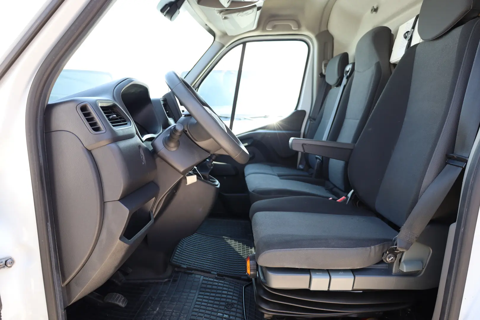 Renault Master L3H2 2.3 DCI 136CP