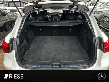GLC 200 4M PDC SHZ LED SpurH Navi LM el.Heck