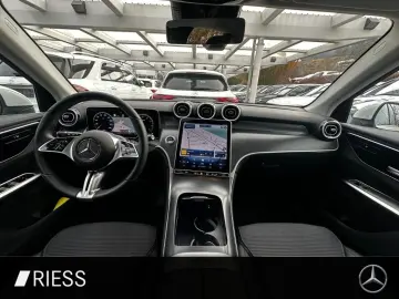 GLC 200 4M PDC SHZ LED SpurH Navi LM el.Heck