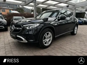 GLC 200 4M PDC SHZ LED SpurH Navi LM el.Heck