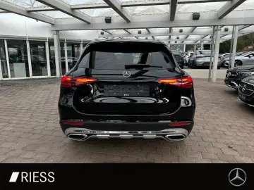 GLC 200 4M PDC SHZ LED SpurH Navi LM el.Heck