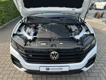 Touareg 3.0 TDI DSG R-Line 4Motion Black Style
