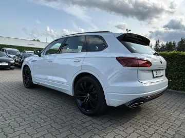 Touareg 3.0 TDI DSG R-Line 4Motion Black Style