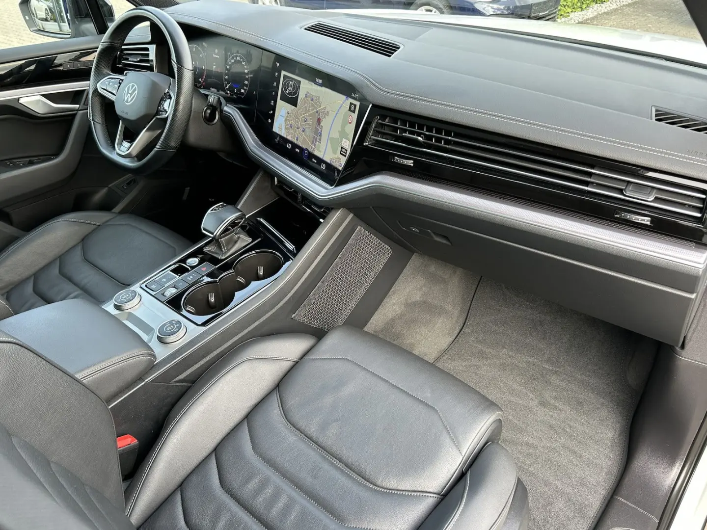 Touareg 3.0 TDI DSG R-Line 4Motion Black Style