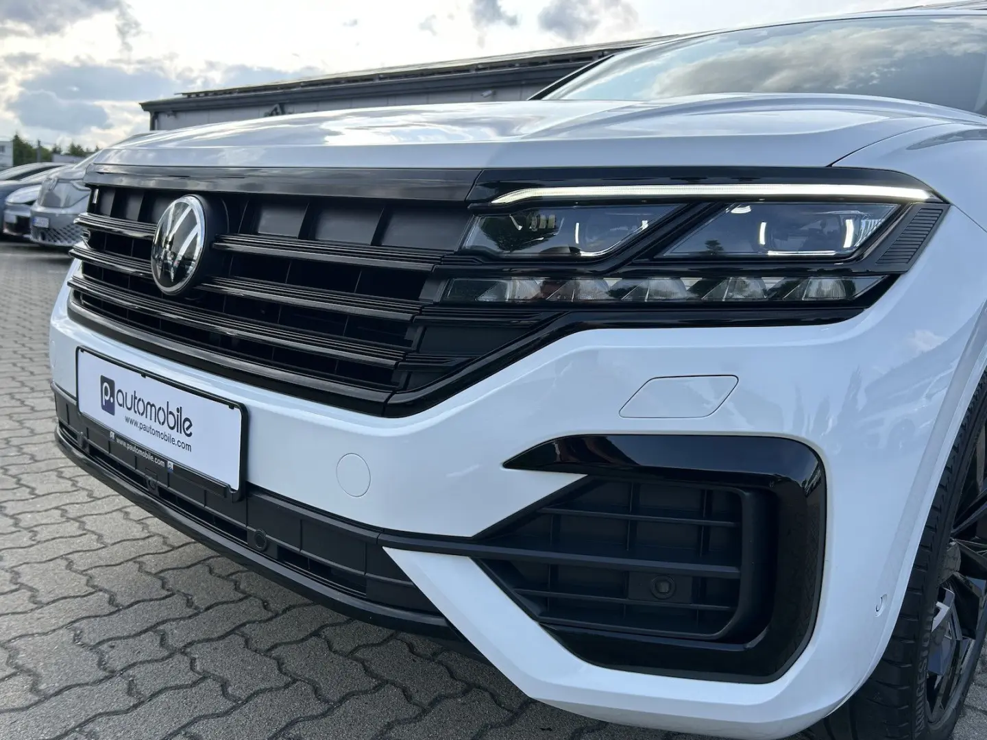 Touareg 3.0 TDI DSG R-Line 4Motion Black Style
