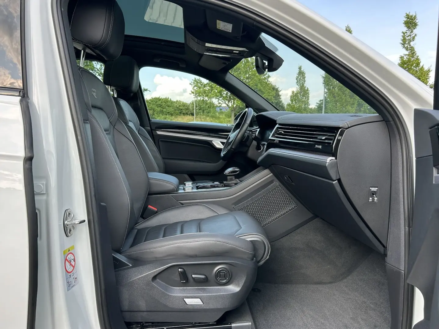 Touareg 3.0 TDI DSG R-Line 4Motion Black Style