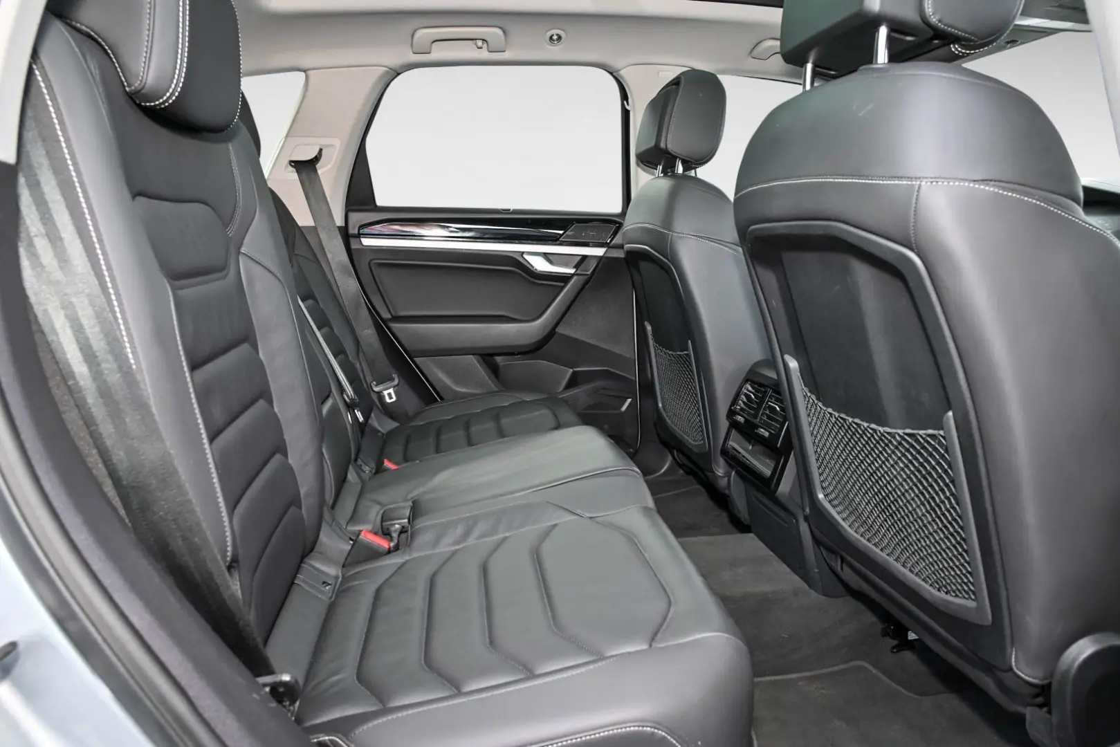 Touareg 3.0 TDI 4MOTION Tiptronic MASSAGE/ PANO/