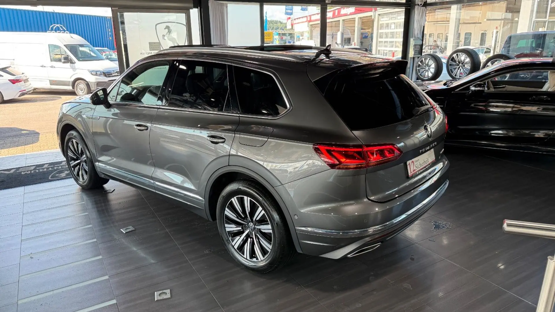 Touareg 3.0 Elegance eHybrid*4M*Pano*Luft*Matrix