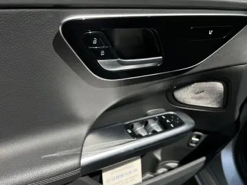C C220 EQ Boost Avantgarde Pano Navi LEDKamera