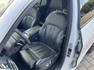 X5 M50i*MASSAGE*SKY LOUNGE*