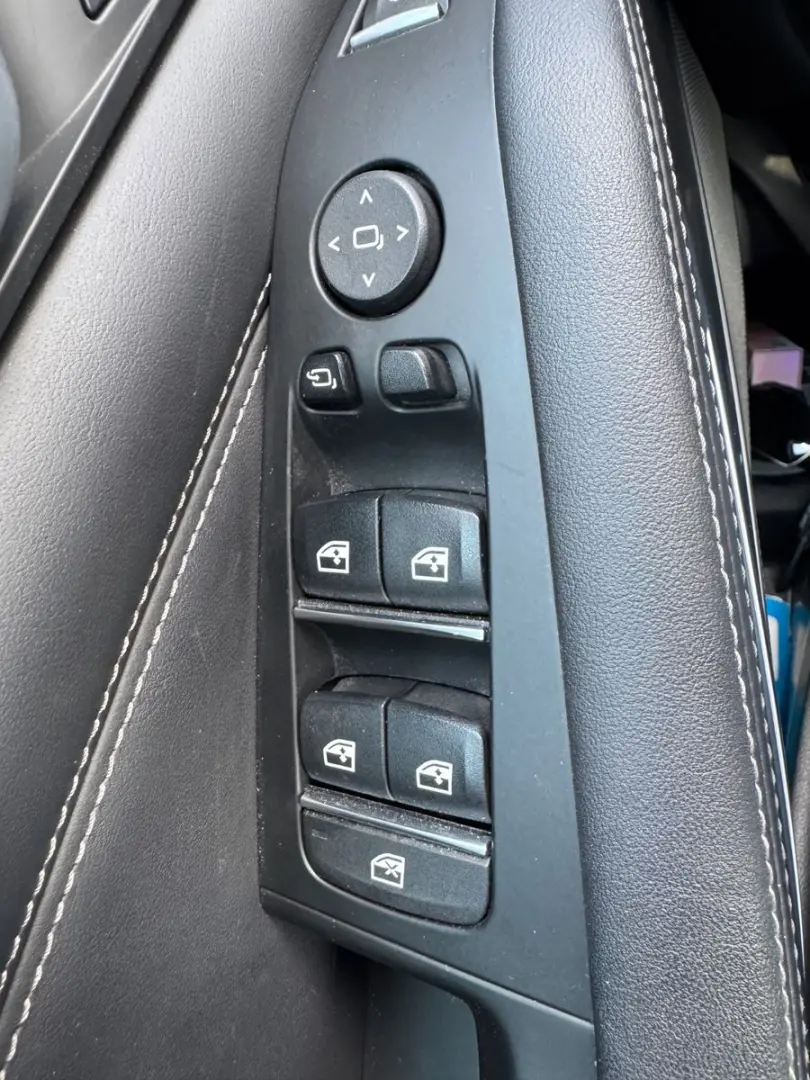 X5 M50i*MASSAGE*SKY LOUNGE*