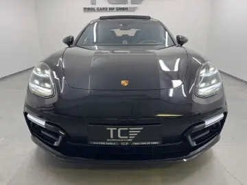 Panamera 4 E-Hybrid Platinum Edition