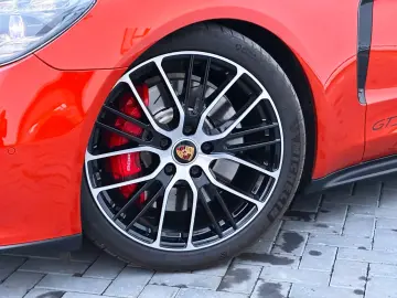 Panamera GTS SOURROUND VIEW PDCC PTVPLUS SOFORT
