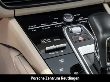 Cayenne E-Hybrid Coupe Sport-Chrono Sportabgas