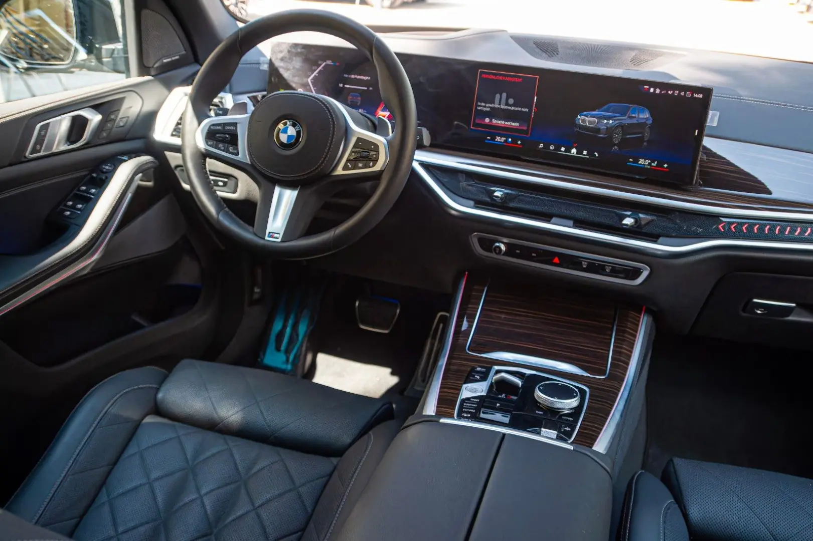 X5 30d M SPORT.DR.ASS.LUFT.SOFTC.PANO.AHK.2STÜCK