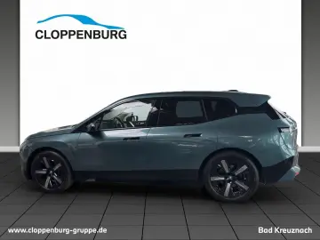 iX xDrive40 Head-Up+AHK+StHz+StKlima+Navi+ACC