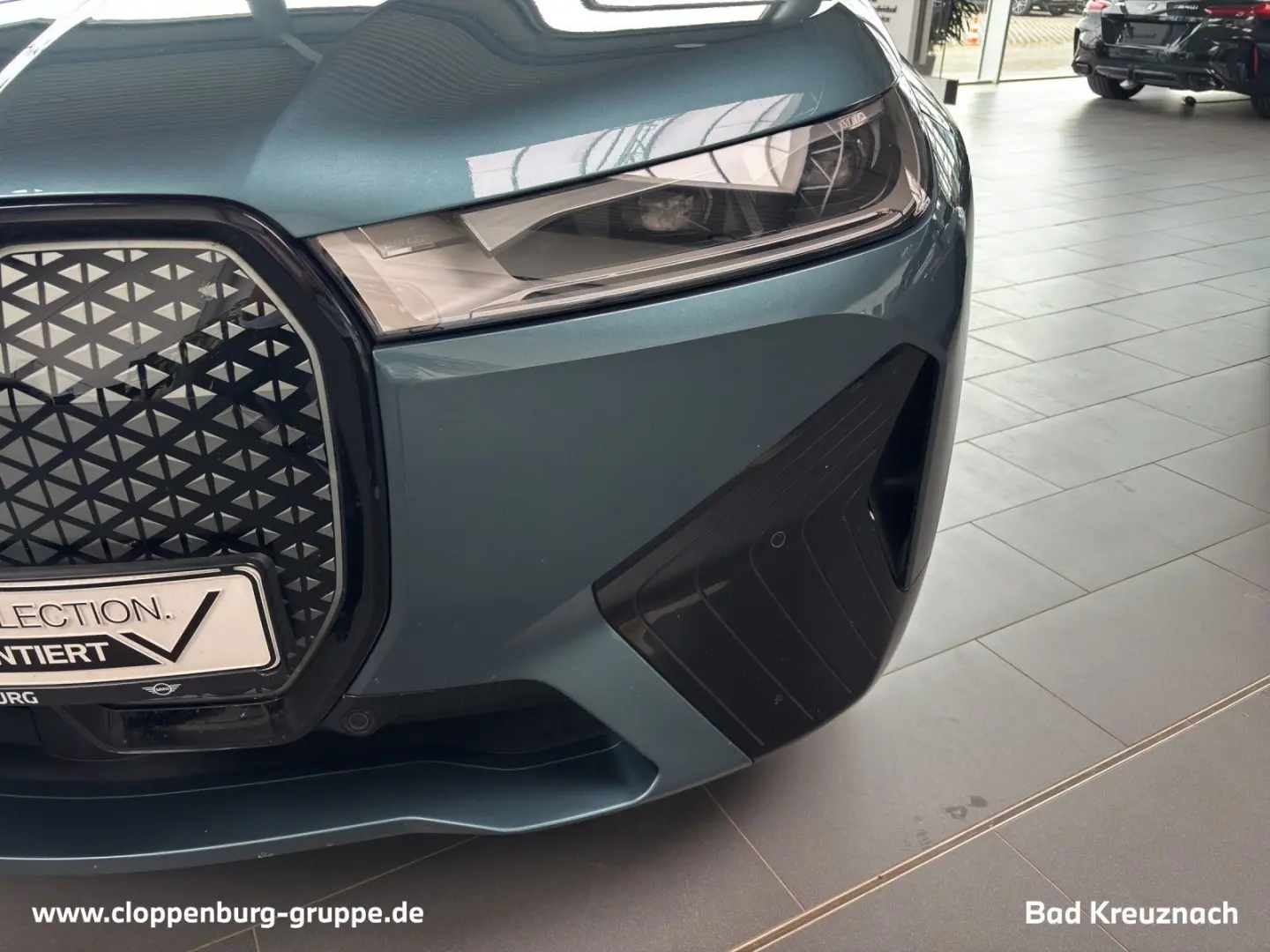 iX xDrive40 Head-Up+AHK+StHz+StKlima+Navi+ACC